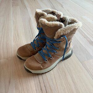 Santana Canada Majesta 2 Faux Fur Lined Snow Boot | Size 8